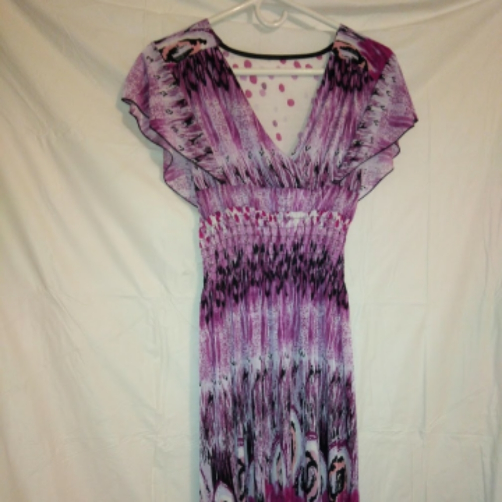 50 Plus Sized Dresses - Picture 11 of 16